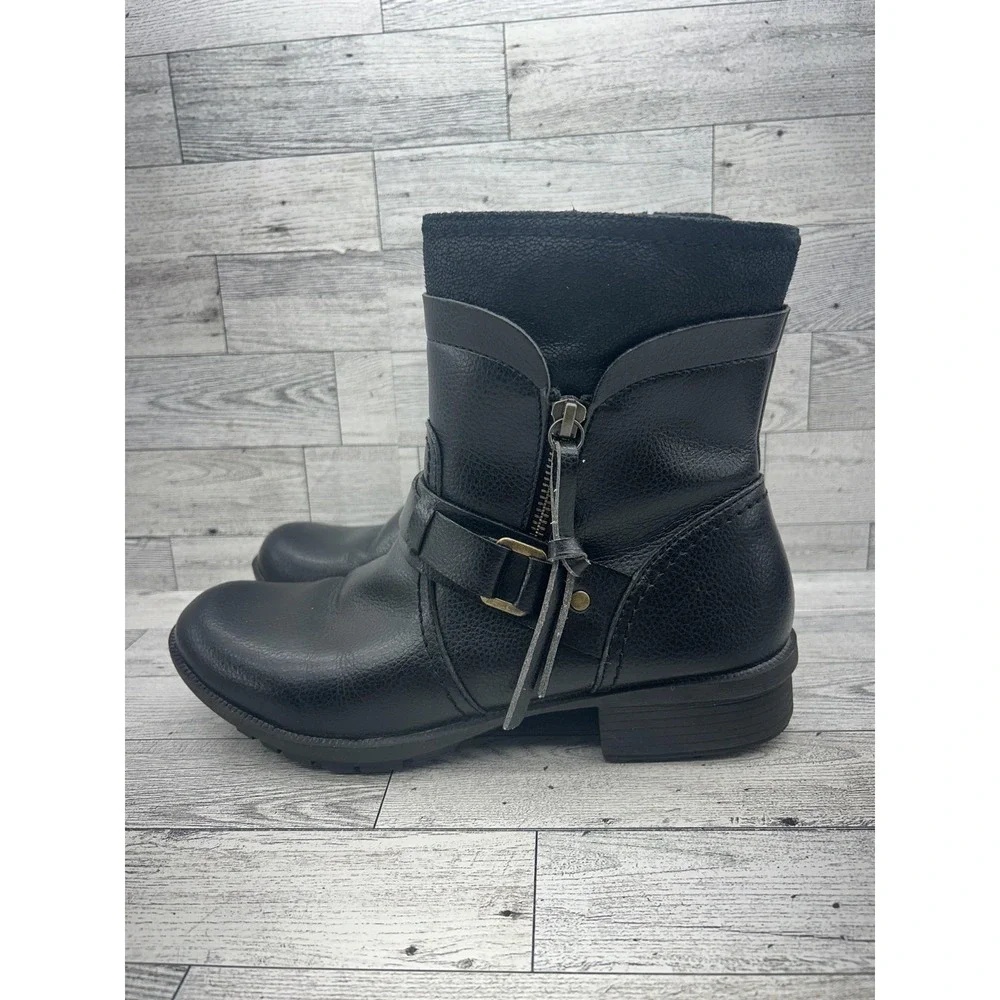 Clarks boots womens